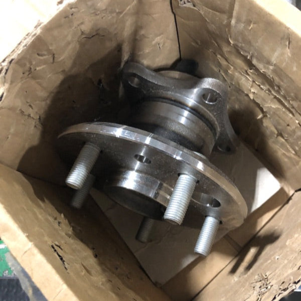 TRQ Rear Wheel Hub Bearing Right Passenger Side Camry ES300 ES330 ABS